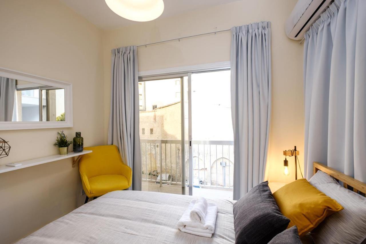לרנקה The Joy - Centre One Bedroom Flat מראה חיצוני תמונה
