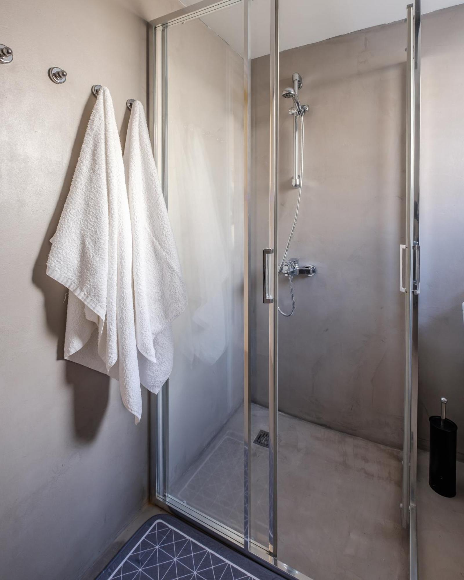 לרנקה The Joy - Centre One Bedroom Flat מראה חיצוני תמונה